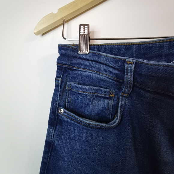 Zara High Waisted Jeans - Picture 4 of 10